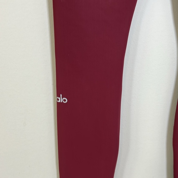 ALO Yoga Burgundy Leggings Size Medium - Picture 7 of 8
